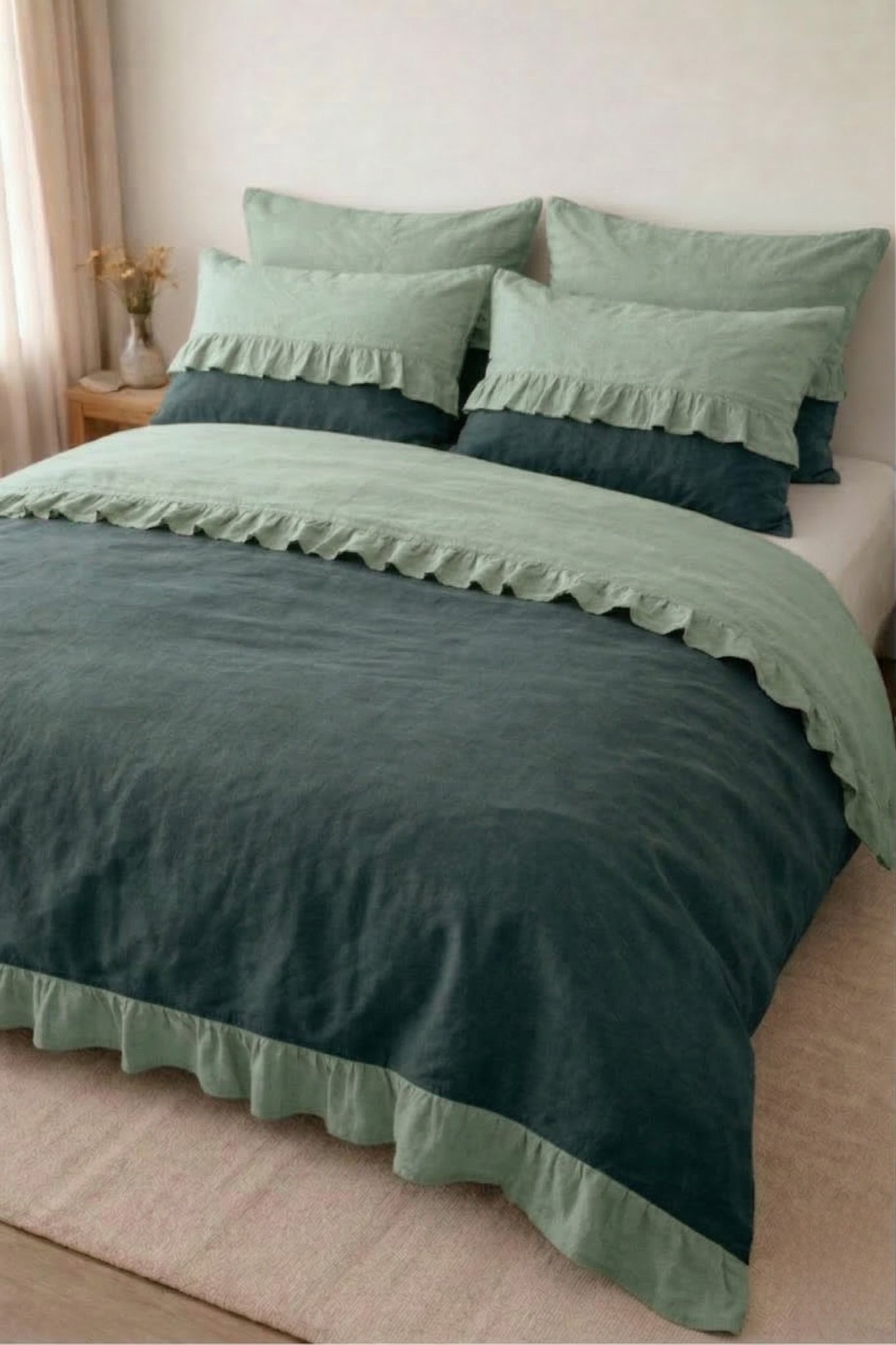 Linen Pillowcase with Ruffle Trim