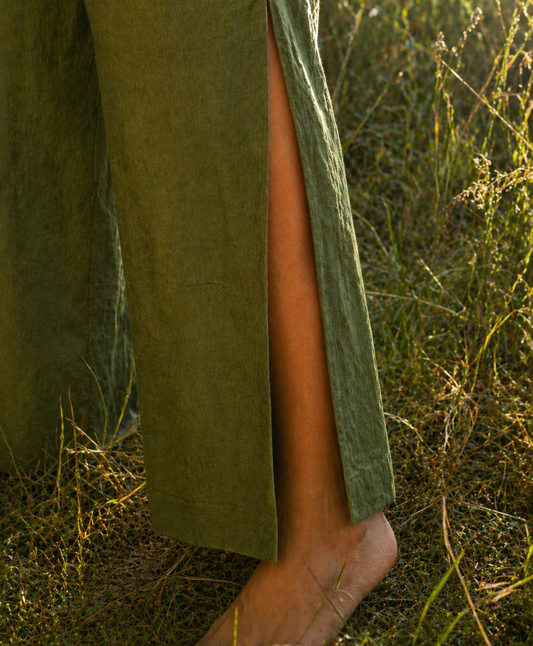 Linen Wide-Leg Pants with Side Slit Detail
